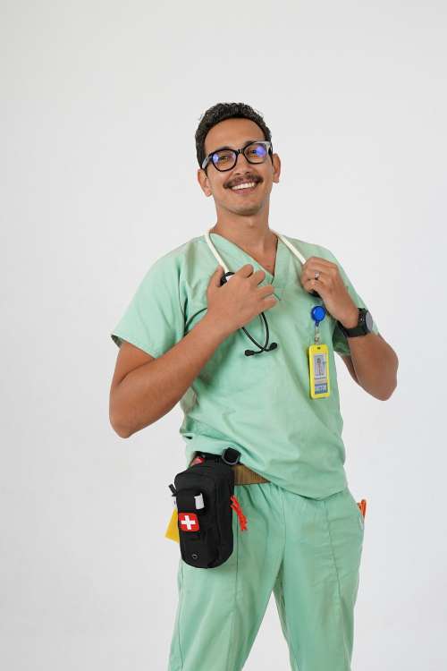 Dr. Fabio Castro, board-certified plastic surgeon in Aventura, FL